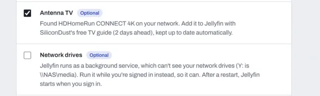 Two lines from Reelhost's check-up: Antenna TV found an HDHomeRun, and Network drives explains that the server can't see Y: and offers to run it while you are signed in.